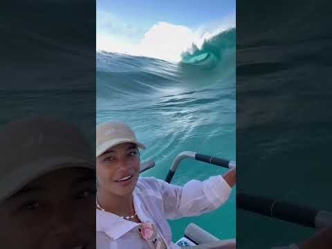 Huge surge wave nearly takes boats and people with it!